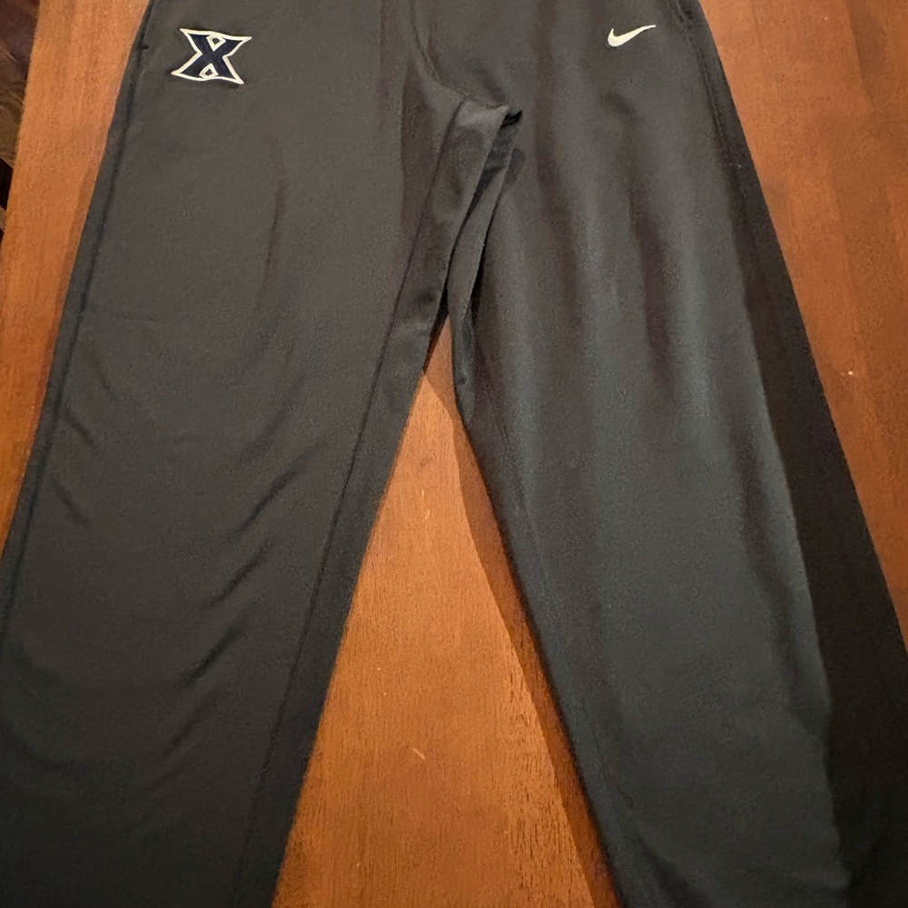 Nike Mens Black Sweatpants with Xavier 'X’ - Xavier University Basketball